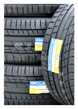 Accelera IOTA ST-68 255/55 R18 109V