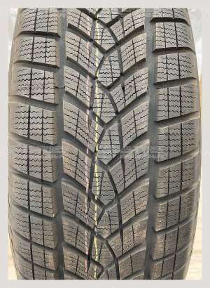 Goodyear Ultra Grip Ice SUV 225/60 R17 103T